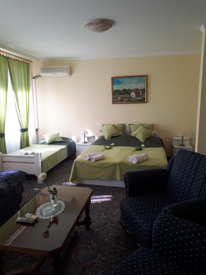 Business Club Selenca Bed & Breakfast Bac Dış mekan fotoğraf